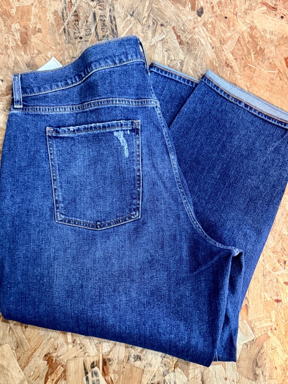 NWT Old Navy Mid Rise Boyfriend Jeans Distressed Dark Wash Size 20